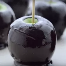 Midnight Candied Apples