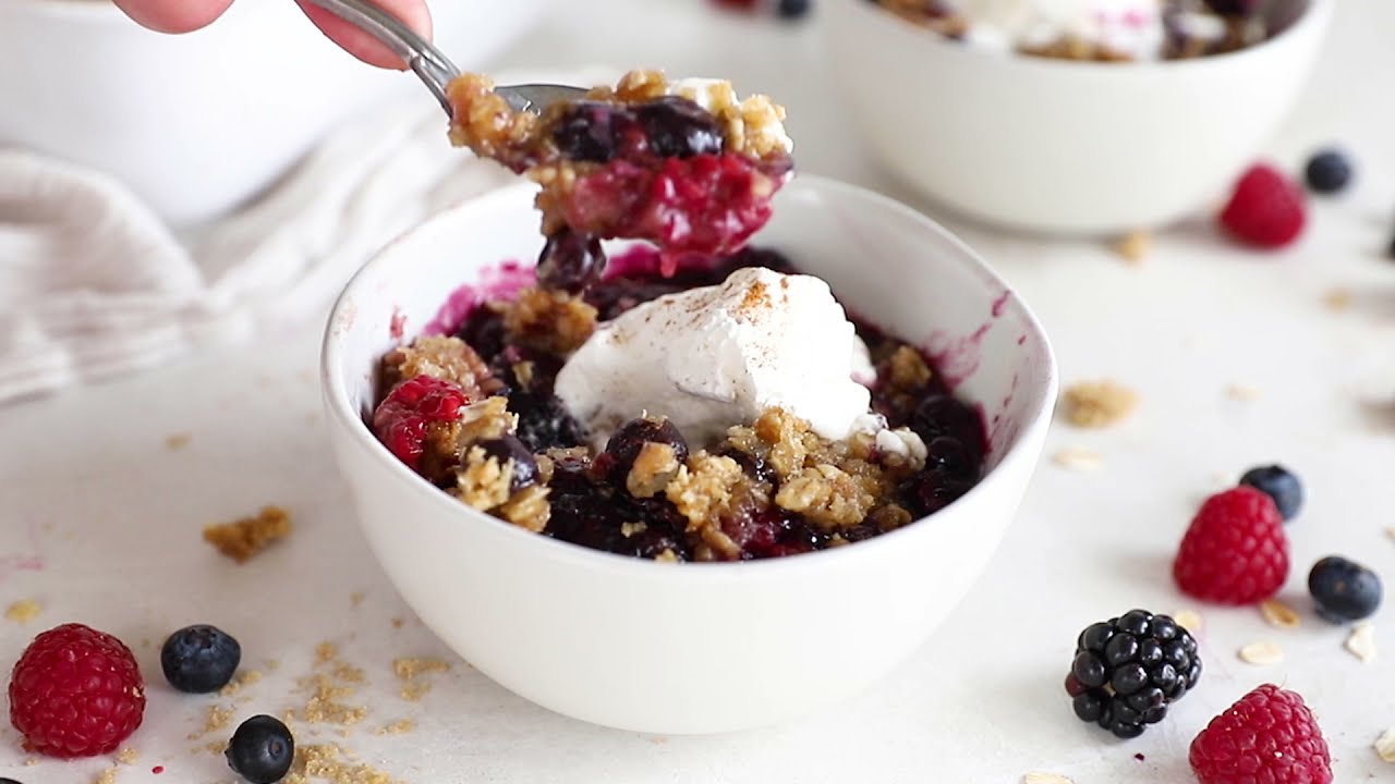 Brown Sugar Berry Crisp