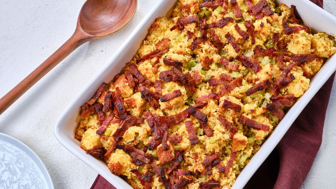 cornbread stuffing made with c&h light brown sugar