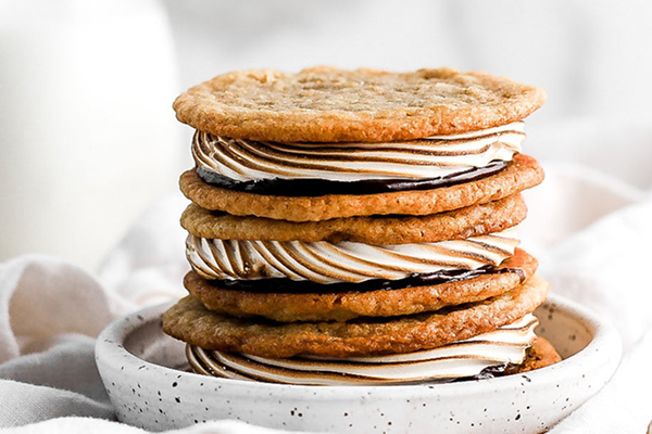 S'mores Sugar Cookie Sandwiches